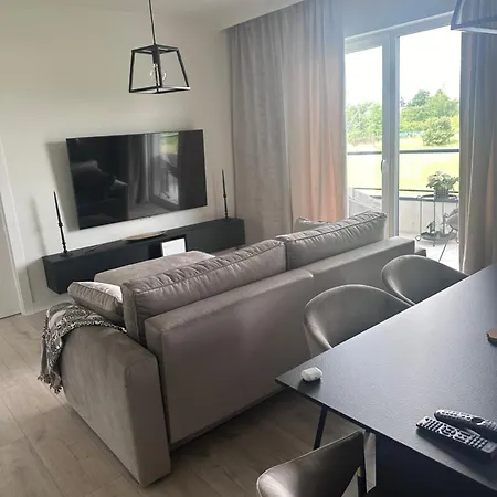 Komfortowy Apartment Z Jedna Sypialnia 60M Kw Lokalizacja Poznan Baranowo Exterior photo